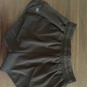 Lululemon Hotty Hot Short 2.5"